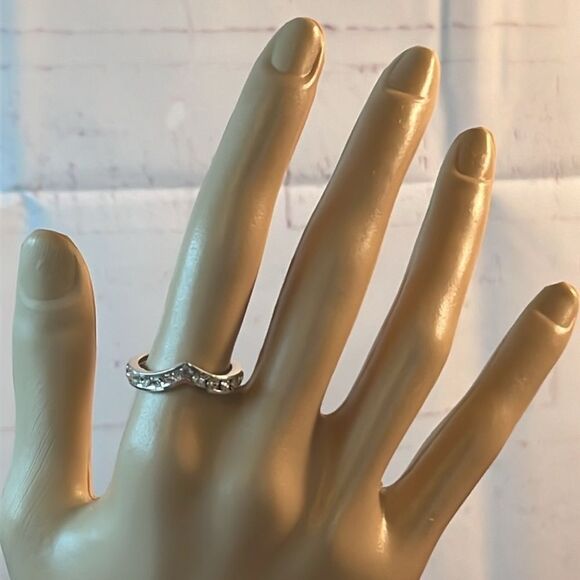 Swarovski Premium Crystal Wishbone Ring in Sterling Silver 8 - Picture 14 of 16